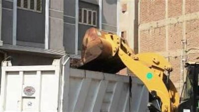 رفع 12940 طن قمامة ومخلفات تطهير الترع والمصارف بالشرقية 