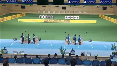 منافسات قوية في البندقية 3 أوضاع والمسدس السريع ببطولة كأس العالم للرماية