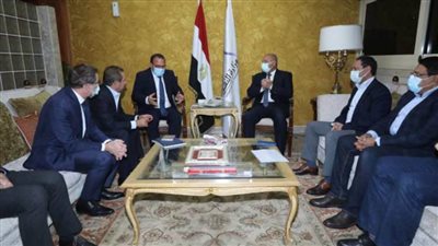 وزير النقل يجتمع مع تحالف فرنسي لمتابعة تنفيذ المرحلة الثالثة للخط الثالث للمترو