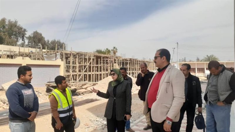 مجمع الخدمات والأماكن