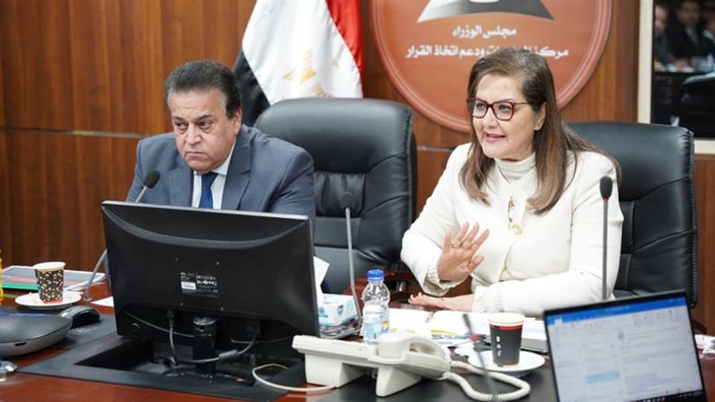 وزيرا التخطيط والتعليم