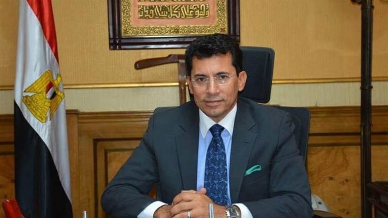 وزير الشباب والرياضة