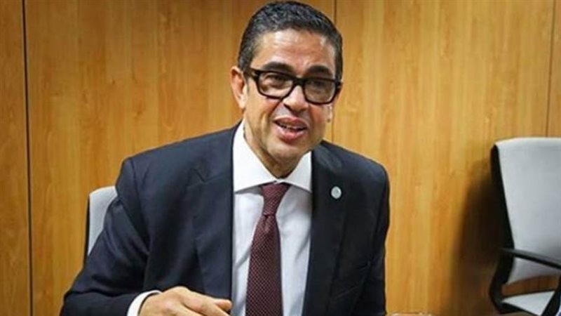 السفير مختار عمر