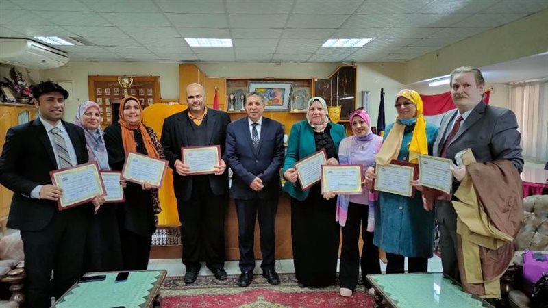 فوز 4 مدارس فائزة