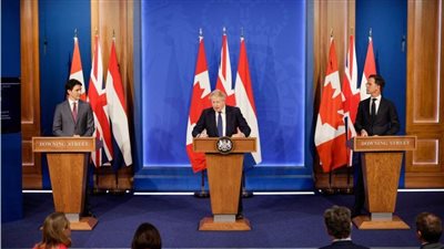 حرب أوكرانيا.. جونسون يدعو للتخلي 