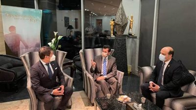 رئيس دولي الجمباز يتابع استعدادات مصر لاستضافة كأس العالم 