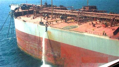 الأمم المتحدة تعلن وضع اللمسات الأخيرة لخطة تنفيذ مقترحها بإفراغ حمولة الناقلة 