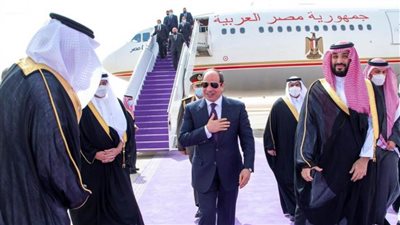 الرئيس السيسي يصل الرياض في زيارة رسمية