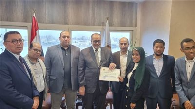 دور الصحافة والإعلام فى حرب الشائعات.. ندوة تثقيفية بحزب الشعب الجمهورى بسوهاج