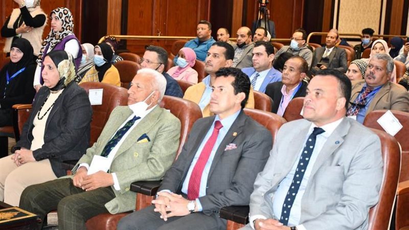 د. أشرف صبحى