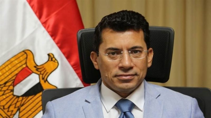 وزير الشباب والرياضة