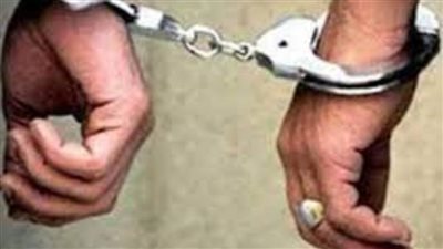 ضبط أحد الأشخاص بالغربية لقيامه بالنصب على المواطنين بدعوى تسهيل حصولهم على قروض