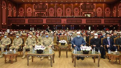 القوات المسلحة والكاتدرائية المرقسية ومشيخة الأزهر الشريف يد واحدة 