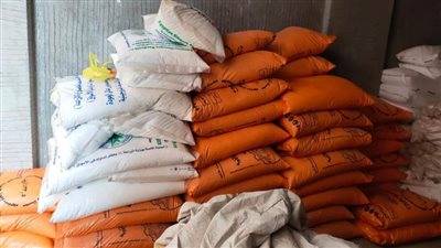 ضبط أسمدة مدعمة قبل بيعها بالسوق السوداء بالبحيرة