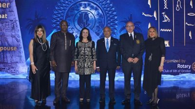 القومي للمرأة وروتاري مصر يناقشان السلوكيات السلبية ضد المرأة في حي الأسمرات