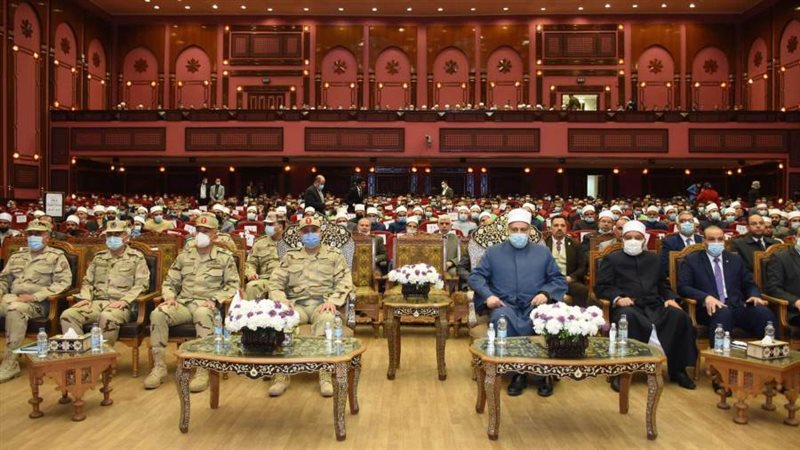 القوات المسلحة والكاتدرائية