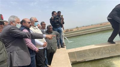 وزير الزراعة ومحافظ أسوان يتفقدان مفرخ جرف حسين السمكي