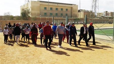 ماراثون مشي للفتيات بمركز شباب شرق النيل ببني سويف