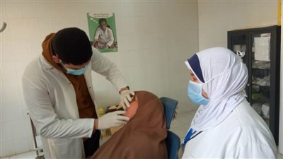 الكشف على ١٩٩٠ مواطنًا في قافلة طبية مجانية بقرية النبيرة بالبحيرة