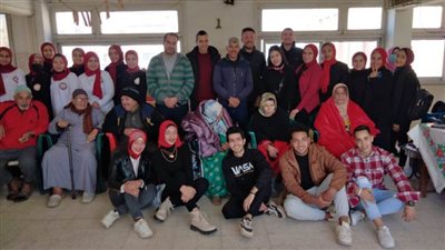 جامعة دمنهور تنظم قافلة فنية بدار المسنين بالبحيرة