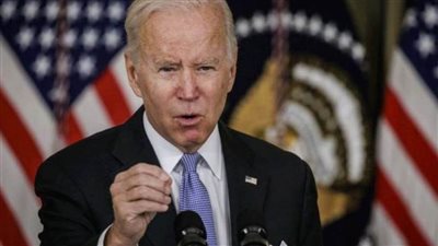 بايدن يعلن تعليق العلاقات التجارية مع روسيا على خلفية تدخلها العسكري في أوكرانيا