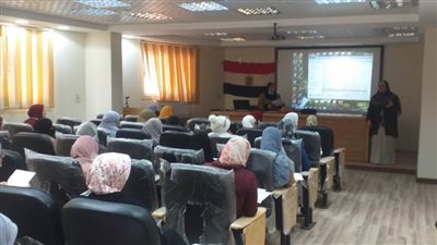 صحة البحيرة.. دورة تدريبية على أعمال العيادات صديقة الشباب والمراهقين