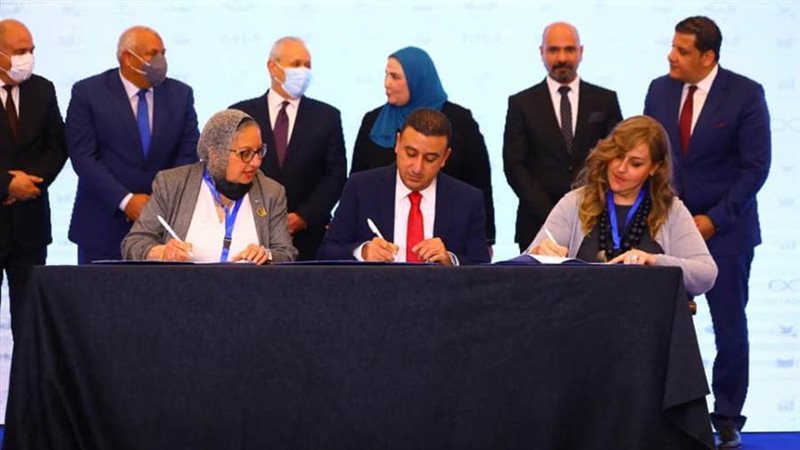 وزيرة التضامن تشهد