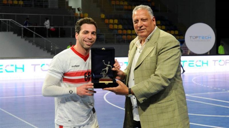 أحمد الأحمر