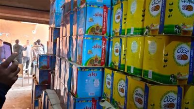 ضبط ٢٢ طن سمنة و٣ أطنان زيت طعام قبل بيعها بالسوق السوداء بالبحيرة