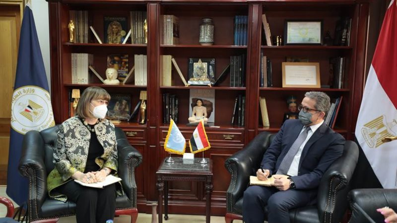 خلال اللقاء