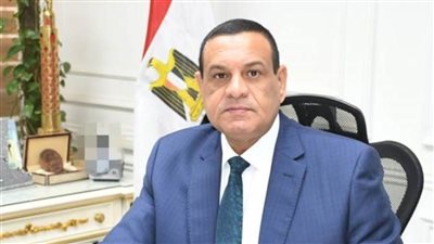 إحالة ٧١ موظفا بالوحدات المحلية والمنشآت الحكومية بالبحيرة للتحقيق لعدم الانضباط الإداري