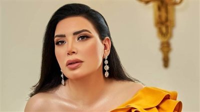 ارتدت الحجاب واتجهت إلى تقديم البرامج الدينية..محطات في حياة عبير صبري 