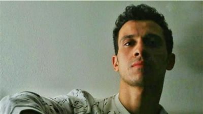 عصام عمر: تعلمت قيادة الموتوسيكلات في 