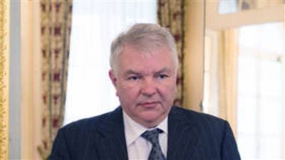 سفيرروسيا في فرنسا: بالرغم من العقوبات علي روسيا ستظل تمد أوروبا بالغاز