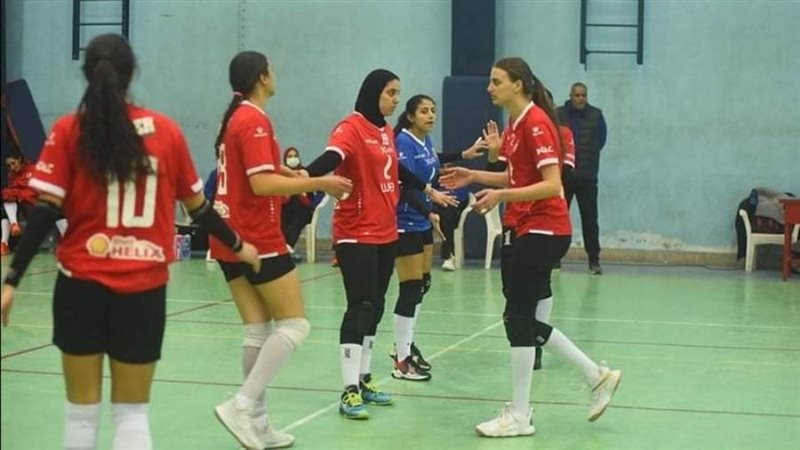 طائرة سيدات الأهلي