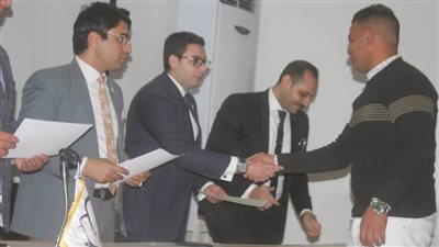 المؤتمر: ينظم ندوة بعنوان 