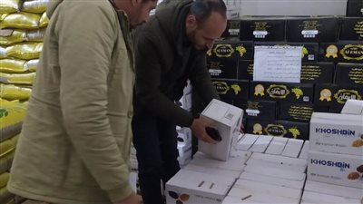 ضبط ١٣ طنًا سلعًا رمضانية مجهولة المصدر بالإسكندرية