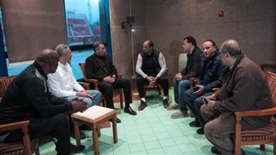 الخطيب يعقد جلسة مع جهاز اليد الجديد في الأهلي