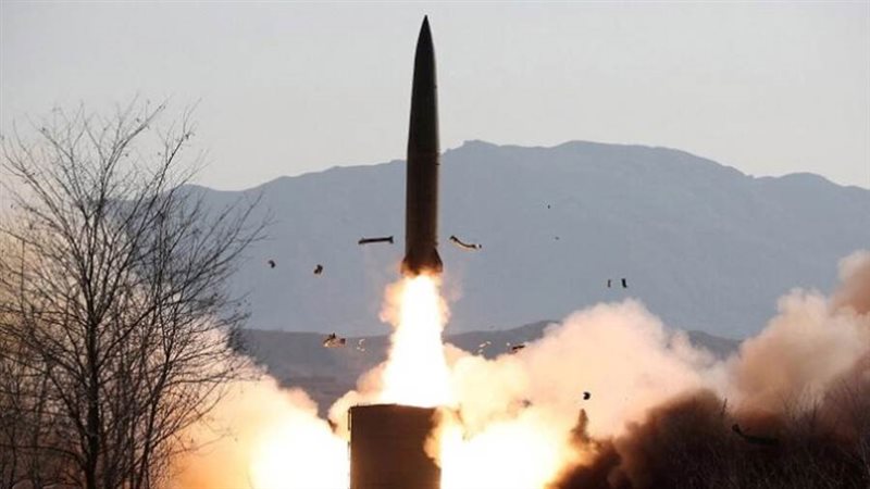 اطلاق صاروخ باليستي