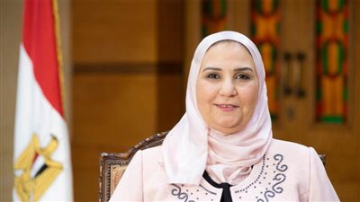 وزيرة التضامن تستعرض تحديات التوسع في برامج الدعم النقدي