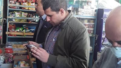 محافظ أسيوط يؤكد تكثيف الحملات على الأسواق لضبط الأسعار وتحرير 100 مخالفة