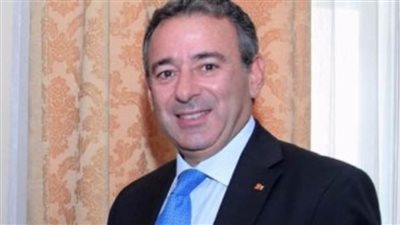 سفير مصر بلندن يعرب عن التقدير لقيام بريطانيا بتعديل إرشادات السفر 