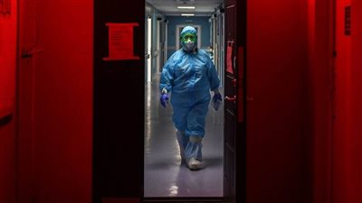 طبيب فيروسات لا يستبعد عودة موجة 