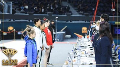 حكام كأس العالم للجمباز يشيدون بالمستوى الفني