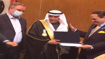 وزير الشباب والرياضة الأردني يكرم النائب إبراهيم القناص عضو الأولمبية السعودية 