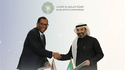 تعاون سعودي بريطاني في مجال الاستخدام السلمي للفضاء الخارجي