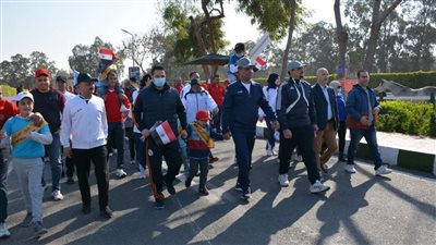 الكلية الحربية تشارك في تنظيم ماراثون رياضي بعنوان 