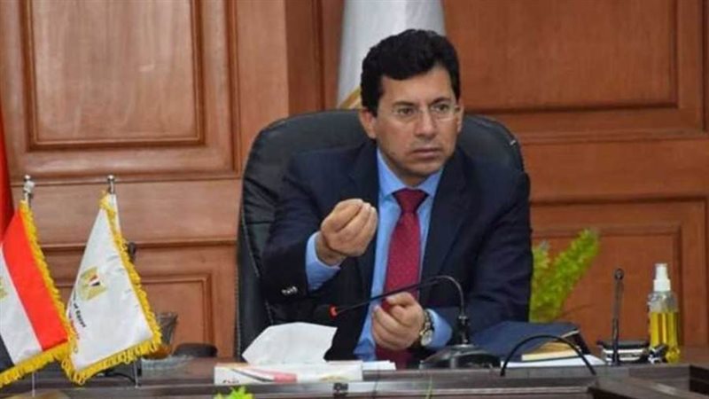 وزير الشباب والرياضة