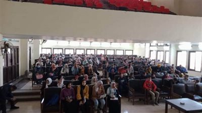 قوافل تعليمية لطلاب الثانوية العامة والشهادة الإعدادية بالمنيا ضمن مبادرة حياة كريمة