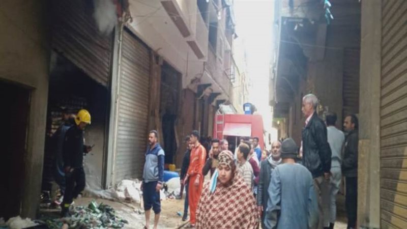 جانب من الحريق